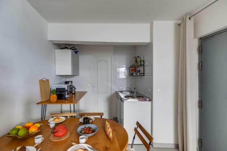 Guestready - Bel Apt A 6 Min Du Metro Gare Du Nord Párizs Kültér fotó